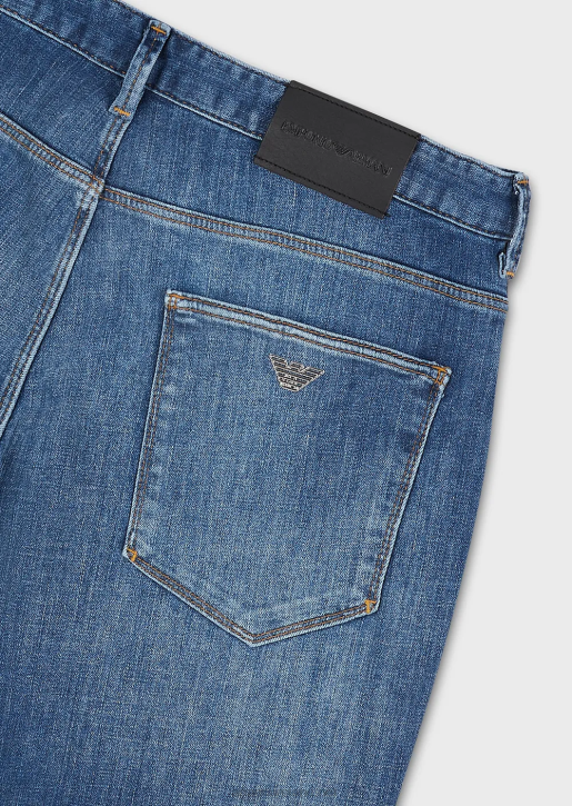 Men 086V1156 J06 Slim-Fit Comfort-Denim Jeans Armani Light Blue
