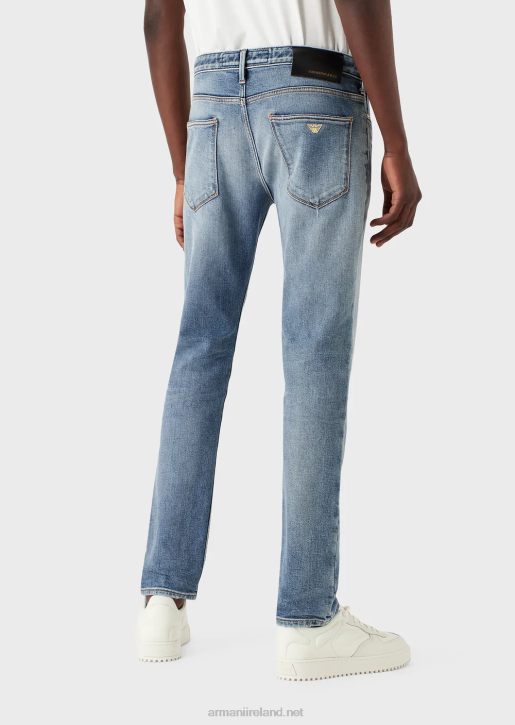 Men 086V1188 J06 Slim-Fit, Ripped Light Denim Jeans Armani Light Blue