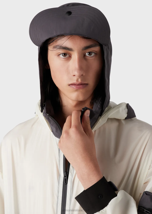 Men 086V1306 Travel Essentials Ripstop Nylon Hooded Blouson With A Crisp Feel Armani White