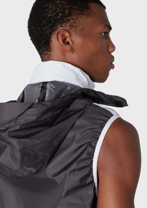 Men 086V1308 Travel Essentials Water-Repellent Quilted Recycled Nylon Full-Zip Sleeveless Puffer Jacket Armani White