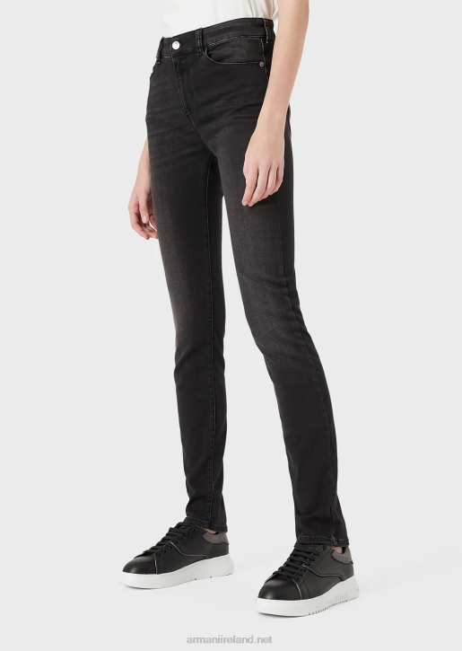 Women 086V2772 J18 High-Waisted Skinny-Fit Stonewashed Comfort-Denim Jeans Armani Black