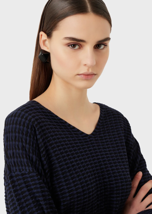 Women 086V193 V-Neck Jumper In 3D-Effect Two-Toned Fabric Armani
