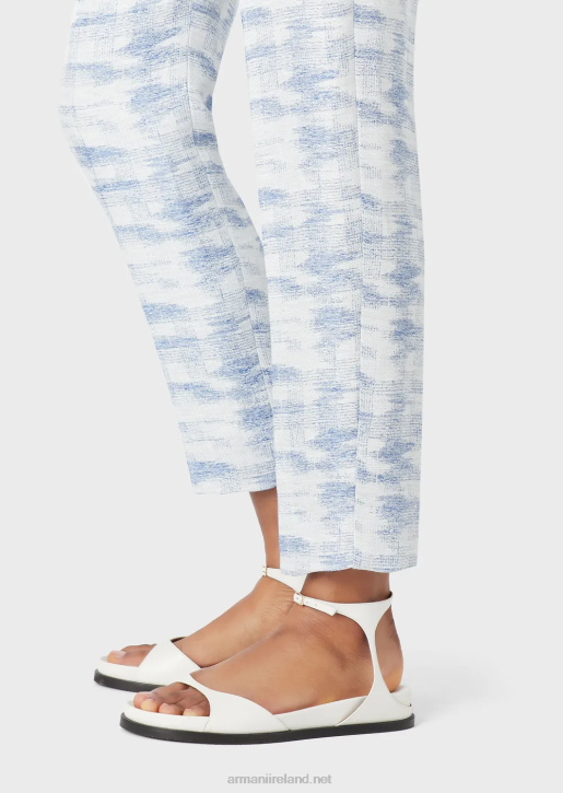 Women 086V271 High-Waisted Trousers In A Gradient Jacquard-Linen Blend Armani Pattern