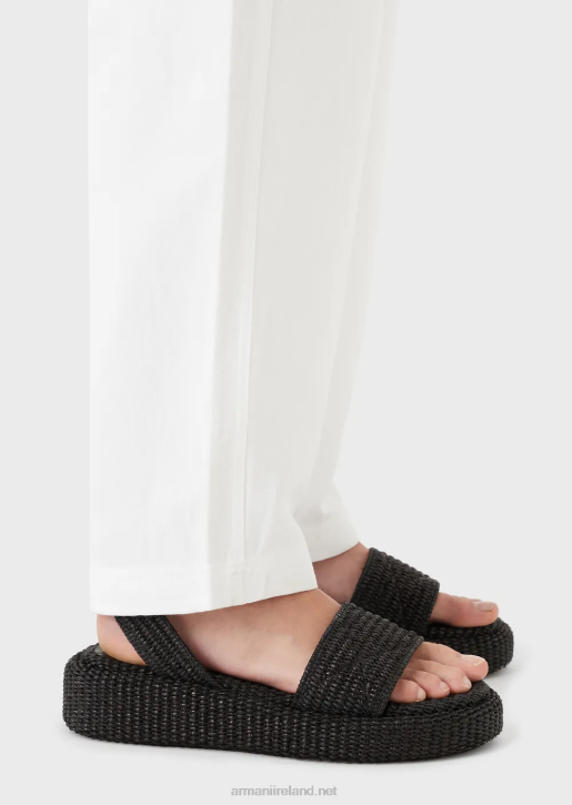 Women 086V317 High-Waisted 7/8 Trousers In A Shantung-Effect Linen Blend Armani White